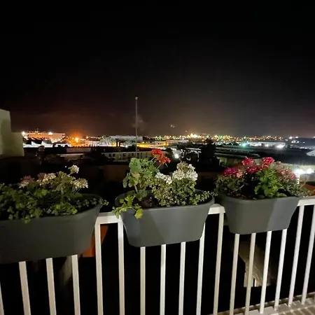 Апартаменты Sunnyside Penthouse