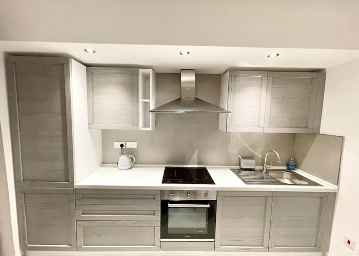 Sunnyside Penthouse *